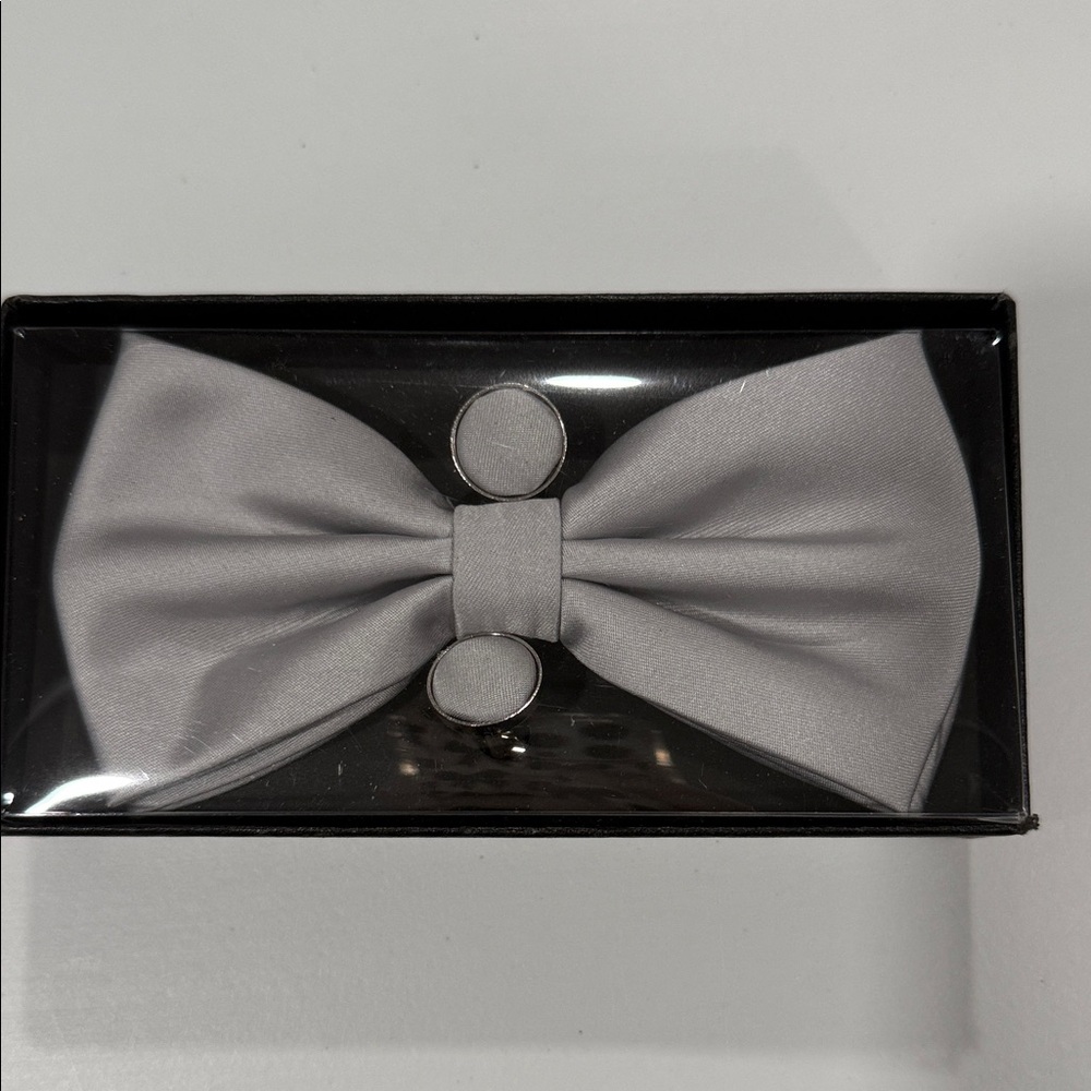 Elegant Gray Bow Tie Set